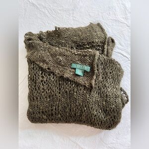 Lauren Ralph Lauren Neck Scarf or Shawl Wrap Soft and Feminine Knit Olive Green